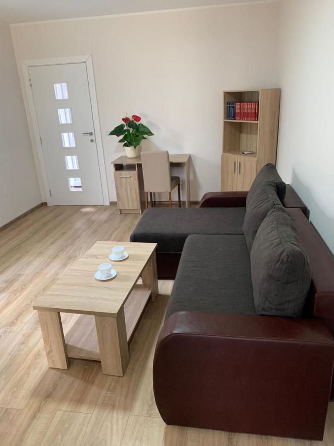 Apartman Zmaj Srbobran Esterno foto